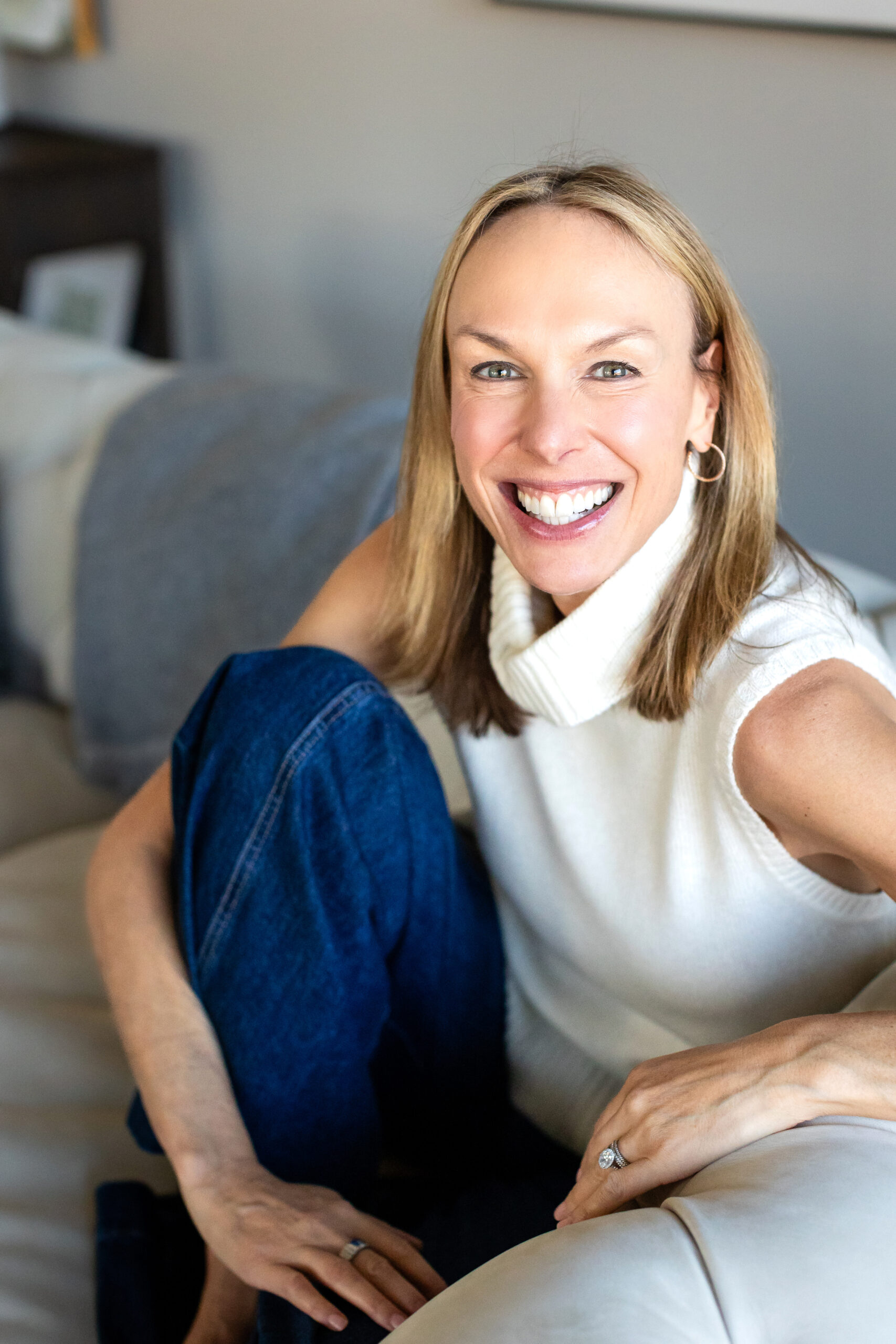 Sarah E. Hill, PhD about me Media Requests | Press Kit eephotome